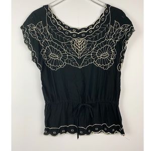 RUE21 Tie Waist Top S Floral Embroidered